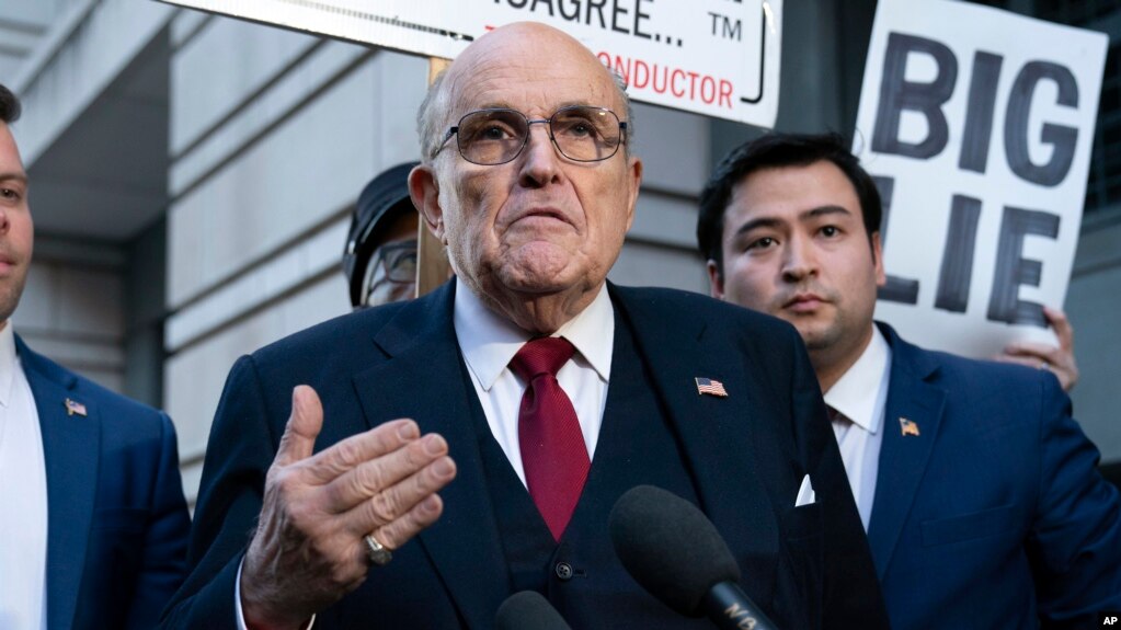 Rudy Giuliani shpall falimentimin, pasi i kërkohet të paguajë 148 milionë dollarë për shpifje