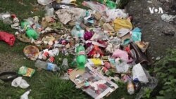 Популарноста на Хималаите донесе туристи, но и тони отпад