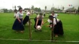 Mujeres indígenas ecuatorianas crean su propio deporte al no poder jugar fútbol