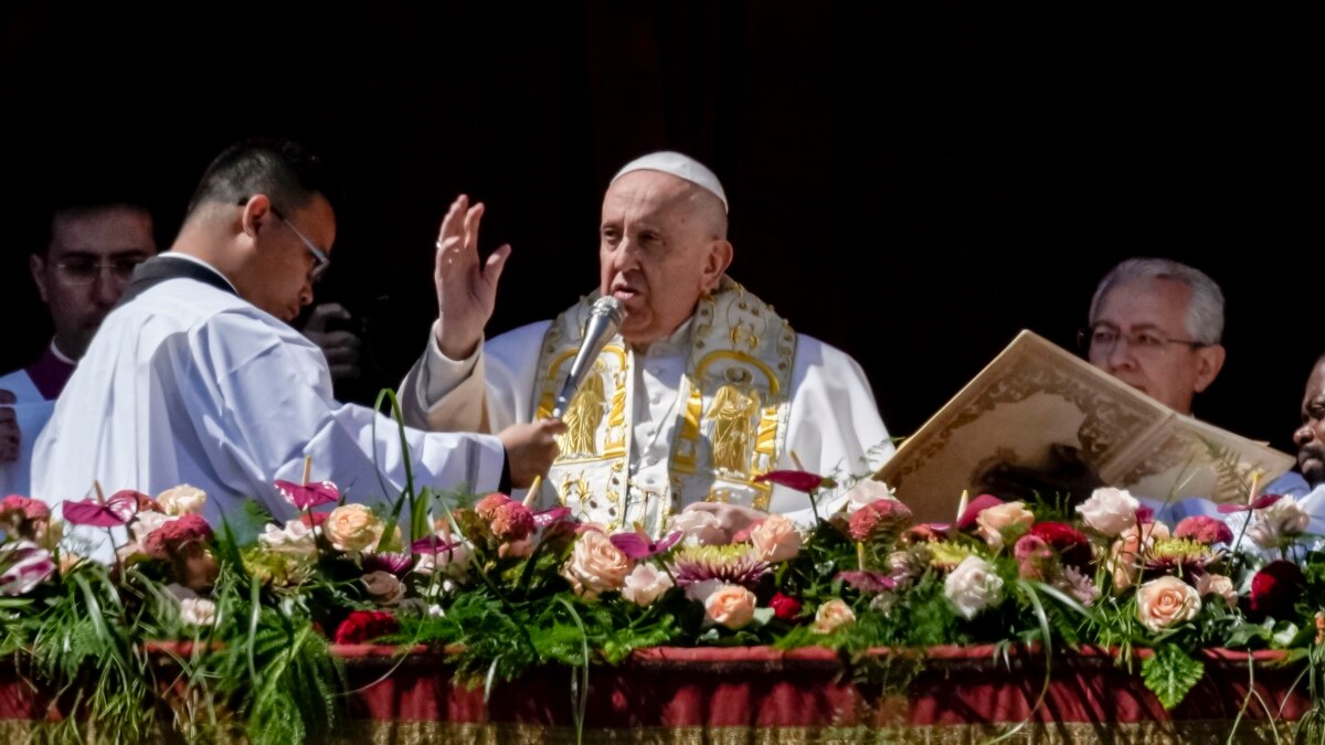 Pope Francis calls for peace in Gaza