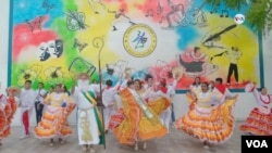 Las tradicionales fiestas de San Juan y San Pedro se hicieron muy populares en la década del 60, cuando la situación social terminó una ola de violencia en la región de los departamentos de Tolima y Huila en el centro de Colombia.  Foto: Federico Buelvas, VOA.