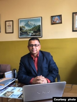 2. 尼泊尔外交政策研究中心副主任米特拉·班杜·普德尔博士（Dr. Mitra Bandhu Poudel提供）