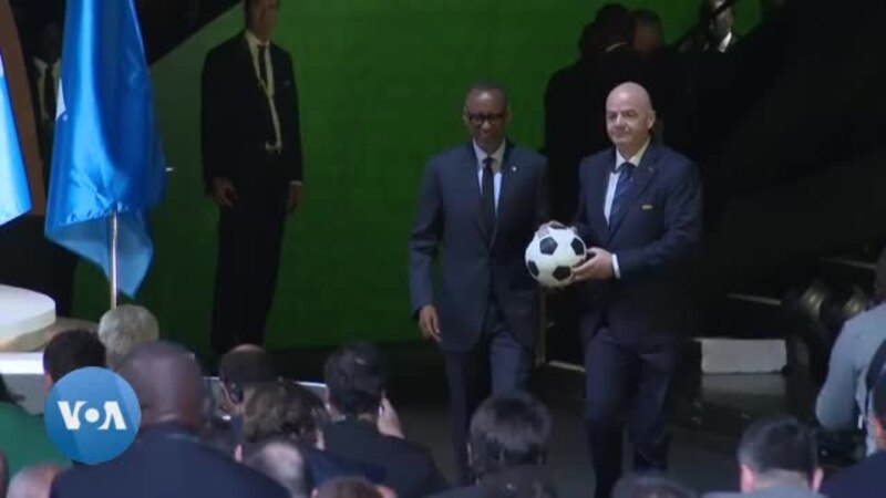 A Kigali, Gianni Infantino réélu par acclamation président de la FIFA