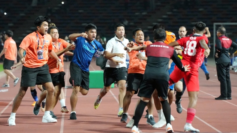 Tim Thailand Minta Maaf usai Diganjar 4 Kartu Merah di Final SEA Games