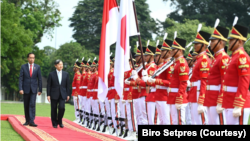 Kaisar Jepang Naruhito disambut Presiden Jokowi di Istana Kepresidenan Bogor, Jawa Barat, Senin (19/6). (Foto: Courtesy/Biro Setpres)