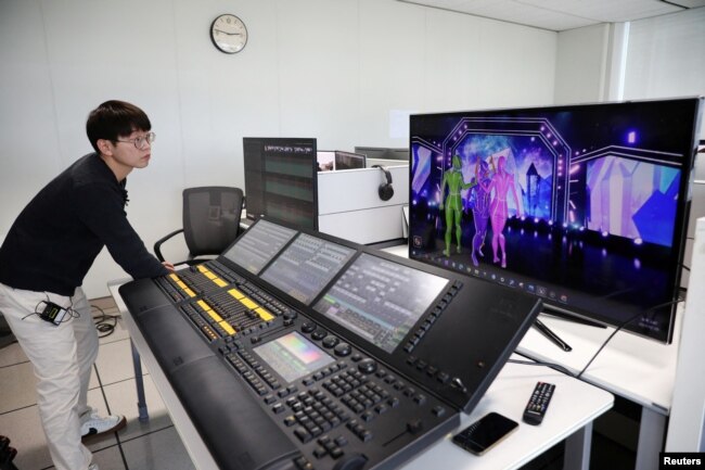 Lee Sang-heon, CEO of Metalocat, who created virtual stage for virtual girl group MAVE, works in Seoul, South Korea, February 28, 2023. (REUTERS/Kim Soo-hyeon)