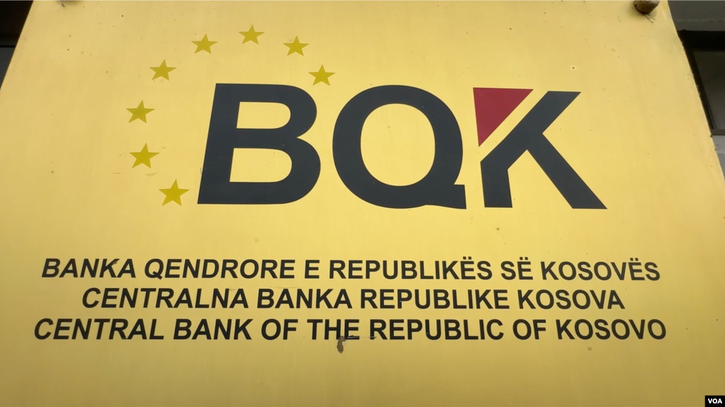 BQK me linjë të veçantë telefonike për të informuar serbët e Kosovës rreth çështjes së dinarit serb