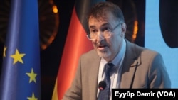 Pisporê Têkilîyên Navnetewî Prof. Dr. Naîl Alkan