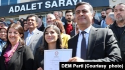 Abdullah Zeydan Hevşaredarê Wanê li gel Hevşaredar Neslîhan Şedal û Pervin Buldan