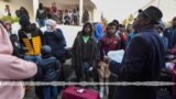 Maliden ni Ivorikaw 300 ɲɔgɔn bɔra Tunisi jamana na sibiridon. 