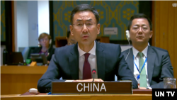 겅솽 유엔 주재 중국 부대사가 28일 북러 무기 거래 문제를 논의하기 위해 열린 안보리 공개회의에서 발언하고 있다.
