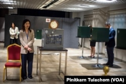 Voters cast vote at polling booth inside the Royal Thai Embassy, Washington, DC, April 28, 2023