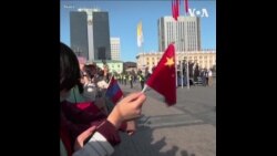 中国天主教徒来到蒙古欢迎教宗 