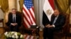 Državni sekretar SAD Entoni Blinken tokom sastanka sa egipatskim šefom diplomatije Samaehom Šukrijem, u palati Tahrir u Kairu, 21. marta 2023.