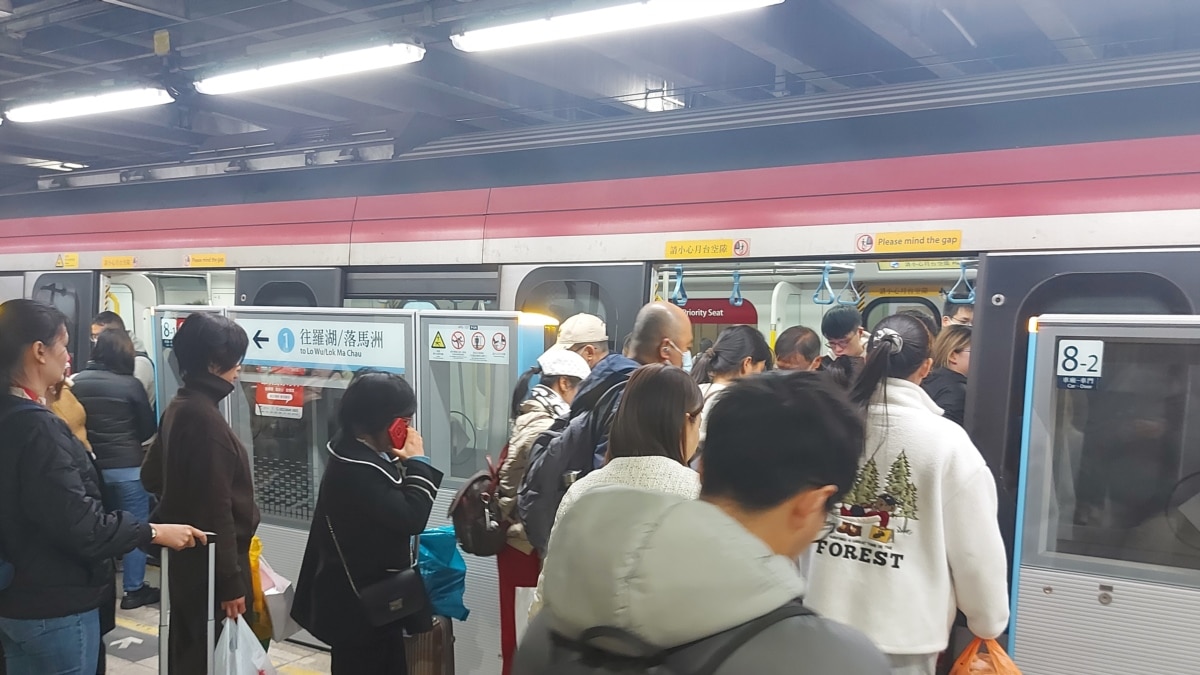 香港风光今不再 港人北上为省钱