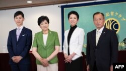 Kandidat Pilgub Tokyo, (kiri-kanan) mantan wali kota Akitakata prefektur Hiroshima Shinji Ishimaru, Gubernur Tokyo Yuriko Koike, anggota Dewan Penasihat Renho, dan mantan kepala Pasukan Bela Diri Udara Jepang Toshio Tamogami di Tokyo pada 19 Juni 2024. (Foto: AFP)