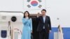 南韓總統尹錫悅和夫人從首爾啟程訪問美國。（2023年4月24日）