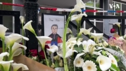 Sveće i cveće za žrtve masakra u školi "Vladislav Ribnikar"