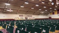 Escuela sirve de refugio para migrantes en El Paso