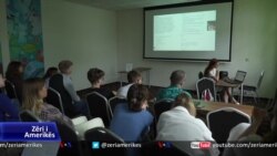 Nxënësit ukrainas të kërkim të një shkolle në SHBA