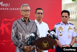 Direktur Jenderal dan Protokol Kemenlu/ Kepala Protokol Negara Andy Rachmianto dalam konferensi pers di Istana Kepresidenan, Jakarta, Senin (26/8) mengatakan Jokowi akan menerima kunjungan kenegaraan Paus Fransiskus di Istana Negara, Jakarta, 4 September 2024. (biro Setpres).