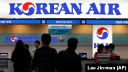 FILE - Korean Air will no longer offer instant noodles to Economy class passengers starting August 15, 2024, a spokesperson for the Seoul-based airline confirmed. (AP Photo/Lee Jin-man, File)