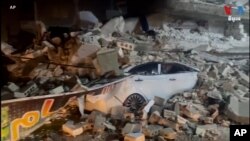 Kirkira lafaa Tarkii fi Siiriyaa mudateen lakkoobsi namoota du’anii walumaa gala gara 40,000 gahe. 