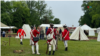 Vista del "campamento británico" con la mansión de George Washington al fondo, durante el Fin de Semana de la Guerra Revolucionaria en Mount Vernon, el 5 de mayo de 2024.