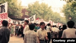 资料照：1989年南京学运得到多家官方媒体记者声援。（吴建民提供图片）