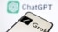 资料图片：OpenAI的ChatGPT和马斯克旗下xAI开发的Grok标志。