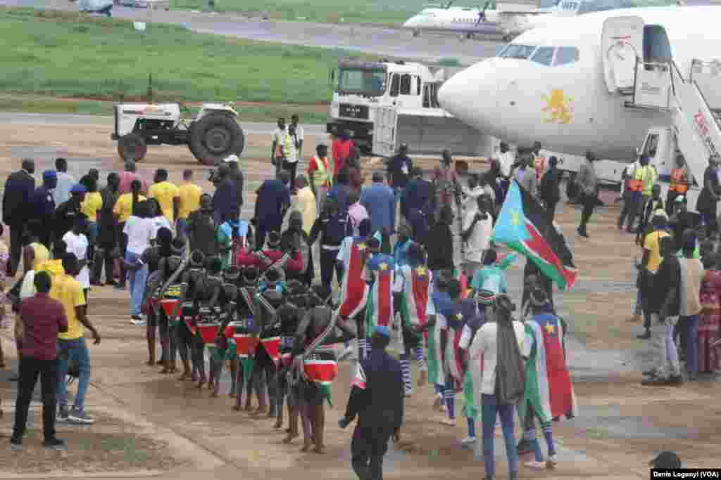 S. Sudan men's basketball team returns home after Olympic bid