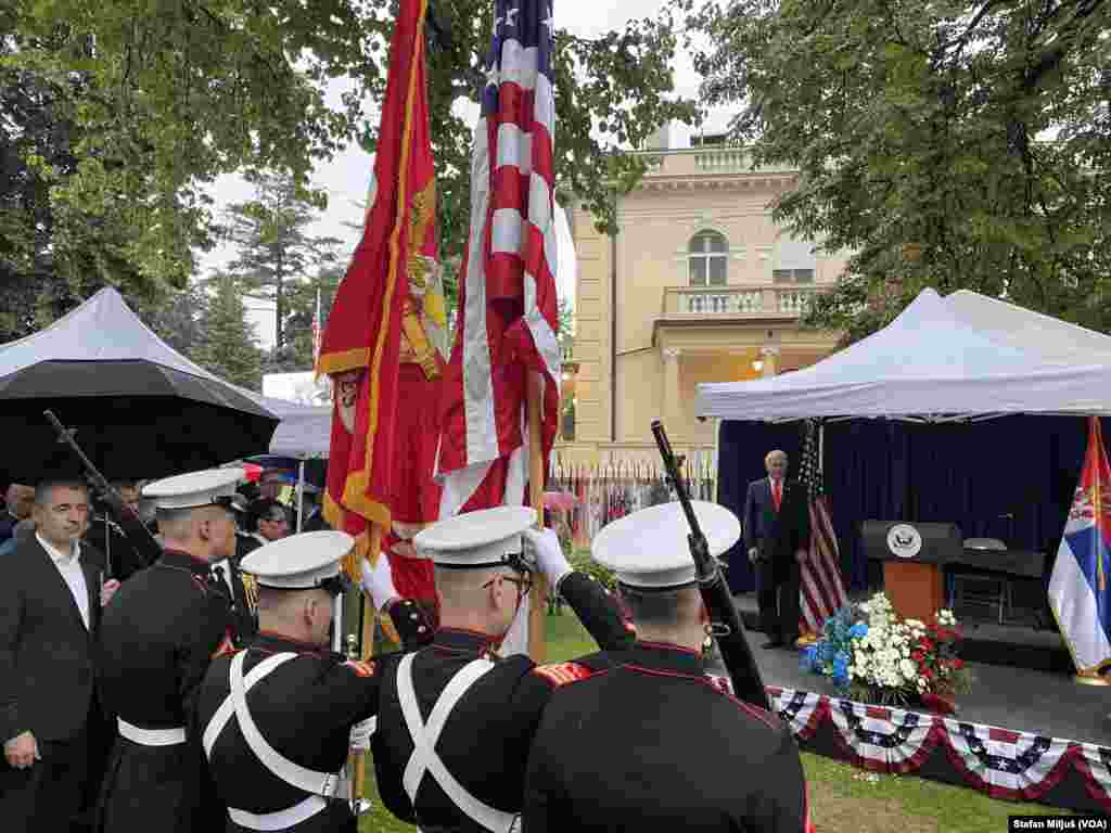 Američki marinci u rezidenciji ambasadora SAD u Beogradu