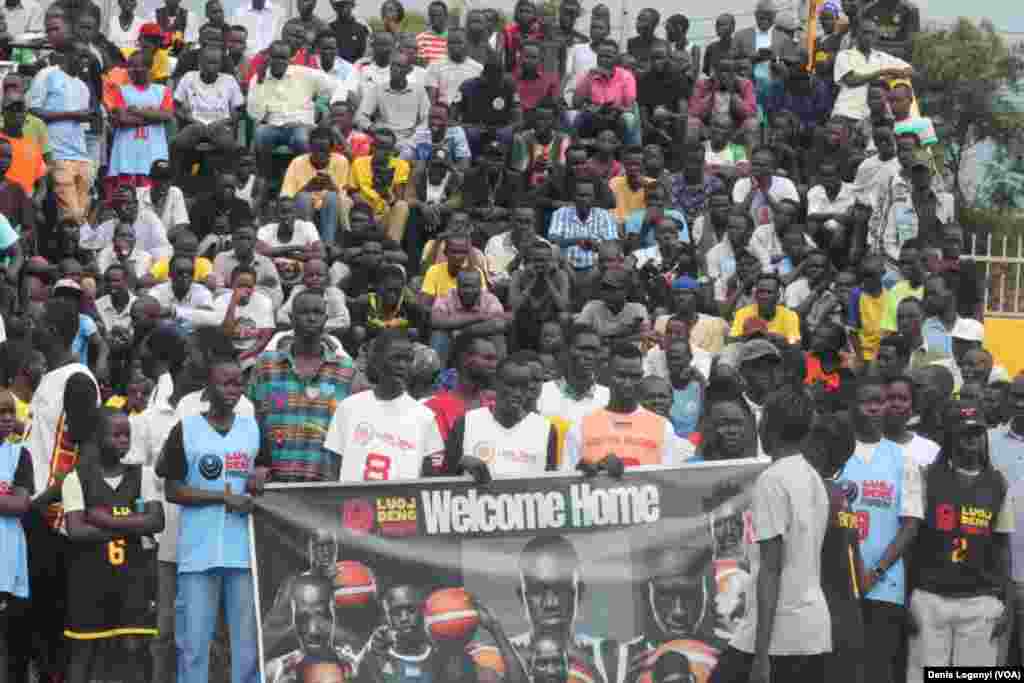 S. Sudanese celebrate return of men's basketball team from Paris Olympics