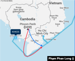 Bản đồ so sánh hai tuyến đường thủy cho thương thuyền từ Phnom Penh ra Biển Đông qua ĐBSCL (đường màu xanh) và đường thủy qua Kênh Funan Techo vòng qua Mũi Cà Mau vào Vịnh Thái Lan (đường màu đỏ) chặng đường xa hơn gấp đôi. [Sơ đồ do KS Phạm Phan Long thiết kế và ghi chú]