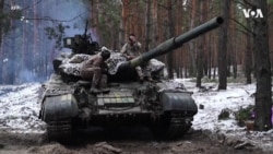 乌克兰士兵等待新坦克的交付 那将使俄罗斯军人的恐惧加倍