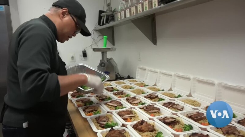 Washington-Area Mosque Provides Halal Meals for Senior Citizens