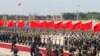 2023年5月15日，中国国家主席习近平和厄立特里亚总统伊萨亚斯·阿费沃基在北京人民大会堂外的欢迎仪式上。（路透社照片）