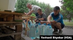 Nikopolj, Ukrajina, je gotovo pod svakodnevnim bombardovanjem i sada je skoro u potpunosti bez vode, 26. juna 2023.