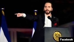 El presidente de El Salvador, Nayib Bukele, llegó al poder en junio de 2019, tras vencer en la contienda a los partidos tradicionales de entonces. [Archivo]