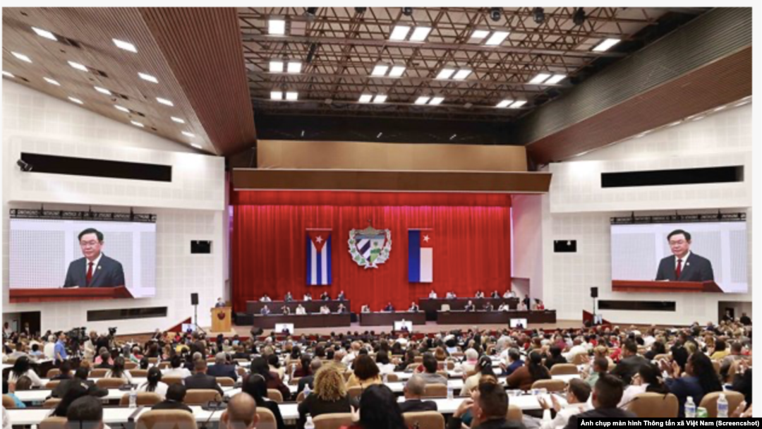 Ông Vương Đình Huệ phát biểu trước phiên họp toàn thể Quốc hội Cuba