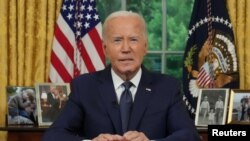 PrezidanJoe Biden pwononse yon diskou pou nasyon an depi Biwo Oval Lamezonblanch la, 14 Jiye, 2024. 