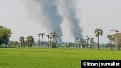 ရွှေဘိုမြို့ ချီပါရွာအတွင်း မီးလောင်နေစဉ် (ဧပြီ ၂၄၊ ၂၀၂၄)