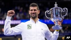 US Open အမျိုးသားတင်းနစ်ဗိုလ်လုပွဲမှာ အနိုင်ရသွားတဲ့ ဆားဘီးယားနိုင်င့ Novak Djokovic, of Serbia, defeated Daniil Medvedev, of Russia, in the U.S. Open tennis championships, Sept. 10, 2023, in New York. 