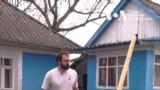 “Я зроблю все, що я вмію, щоб вам жилося краще”, – архітектор зі США відновлює житло в Україні. Відео