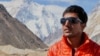 ساجد سدپارہ جولائی 2023 میں لی ہوئی اس تصویر میں گلگت، بلتستان میں دنیا کی دوسری بلند ترین چوٹی کے ٹو کے بیس کیمپ میں موجود ہیں۔ فوٹو اے ایف پی