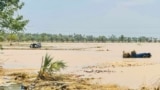 စလင်းမြို့နယ် ဆင်ဖြူကျွန်းမှာ မိုခါမုန်တိုင်းကြောင့် လူ ၃ ဦးသေဆုံးခဲ့ရ၊ အပျက်အစီးများပြား (မေ ၁၅၊၂၀၂၃)