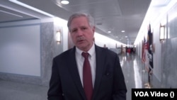 سناتور جمهوری‌خواه آمریکایی، جان هوون - آرشیو