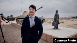 ژو فینگسو، فعال حقوق بشر، سرمایه گذار و رهبر پیشین دانشجویان چین در جریان تظاهرات در میدان تیانانمن چین 