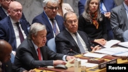 联合国秘书长古特雷斯在俄罗斯外交部长拉夫罗夫2023年4月24日主持联合国安理会会议上发言。