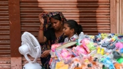 အိန္ဒိယ အပူလှိုင်း တရက်အတွင်း သေဆုံးသူ ၃၀ ကျော်